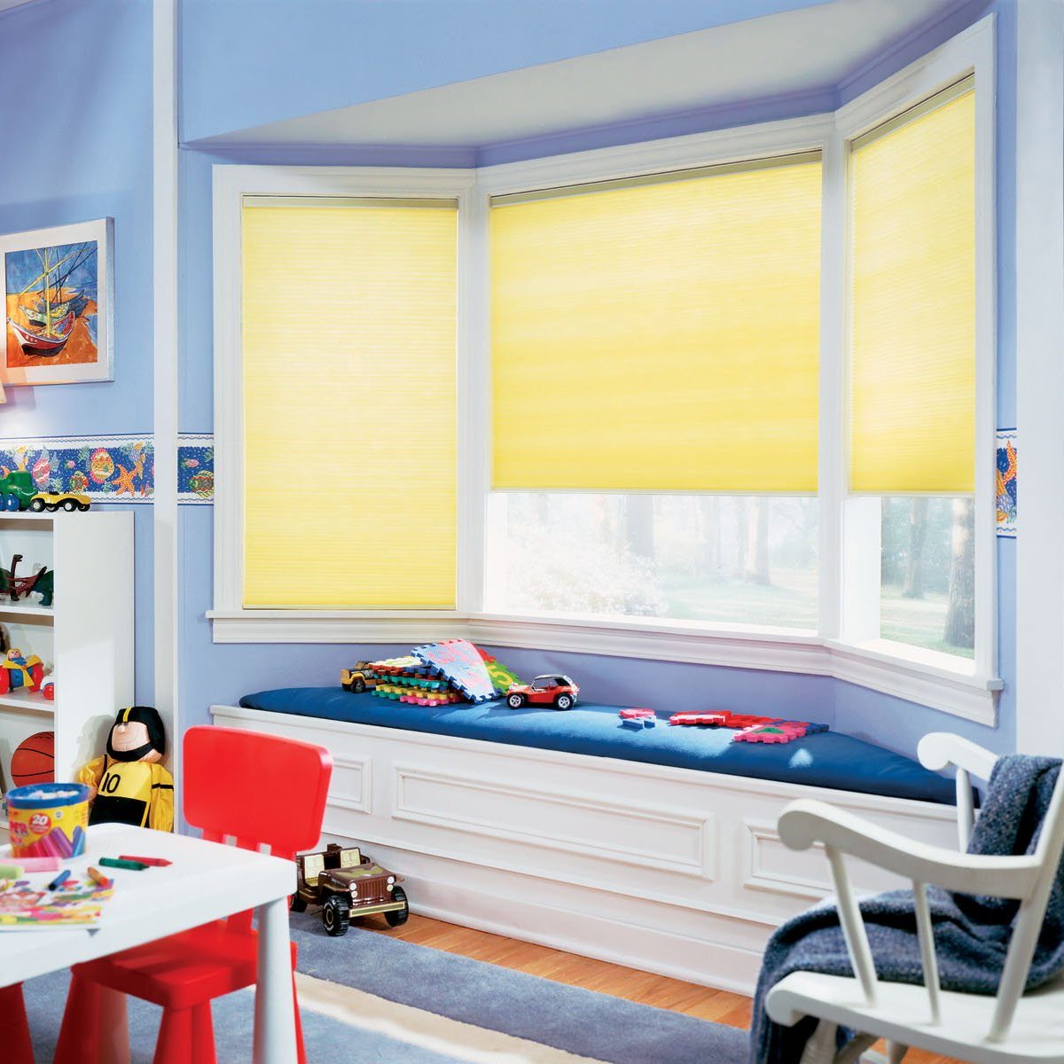 Cordless Light-Filtering EcoSmart Cellular Window Shades in Child's Bedroom